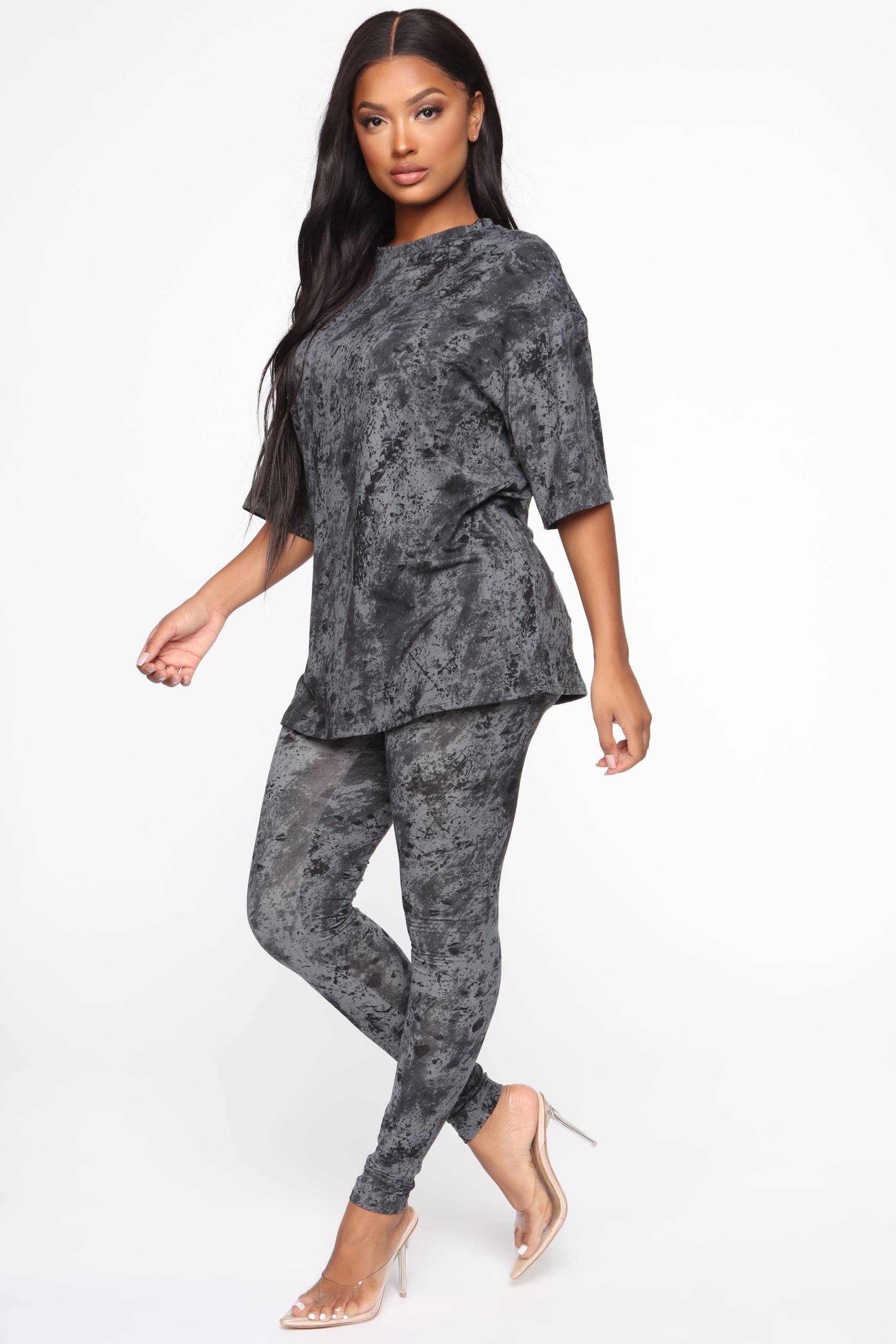 08-12-19_studio_2_jp_13-53-12_27__tp1971_black_p_1705_nt