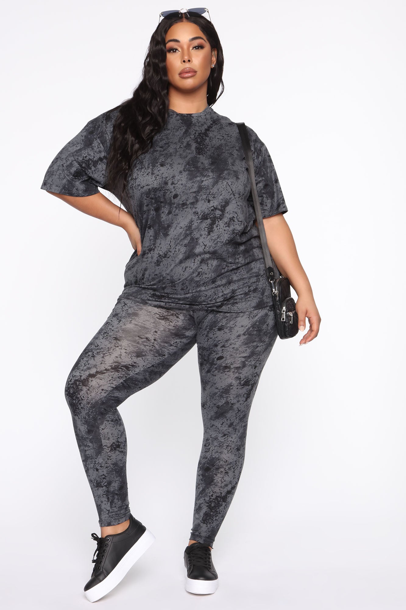 12-03-19_Studio_3_RM_ES_11-55-51_33_TP1971_Black_0617_PLUS_RP